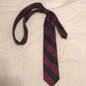 Lands End kids tie, navy/burgundy